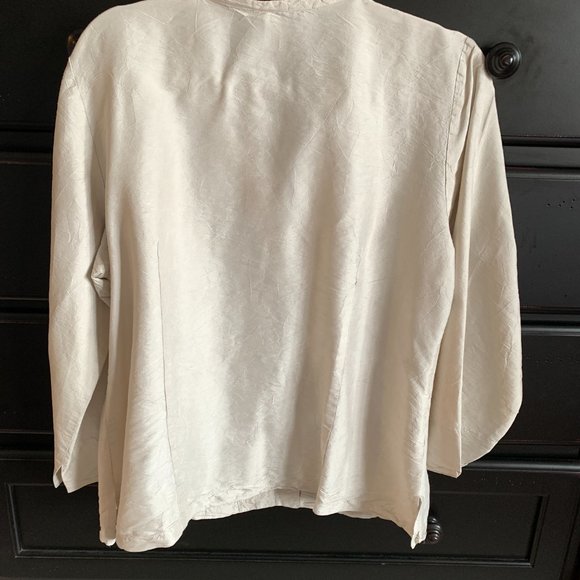 Eileen Fisher Silk long sleeve blouse, no collar, off-white, large - Picture 3 of 6